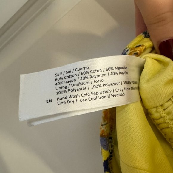 Floral Crop Top - Picture 4 of 4